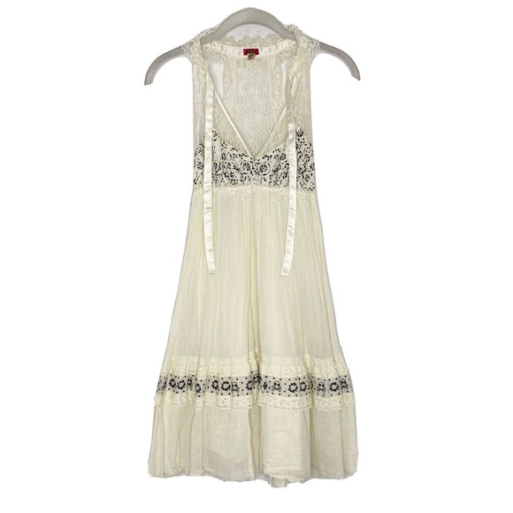 Free People Dresses & Skirts - Free People Ivory Lace Up Embroidered Sleeveless V-Neck Midi Sheath Dress Sz 0